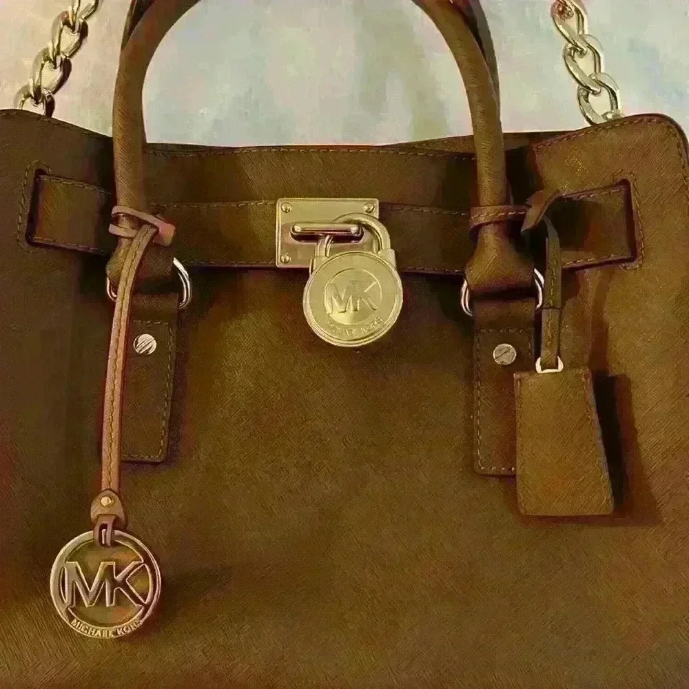 Michael Kors Hamilton Satchel W/ Lock & Key
